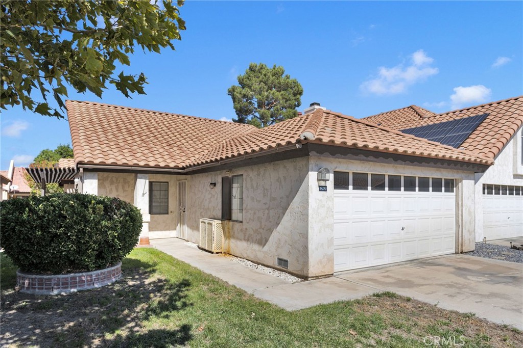19270 Pine Way Property Photo 2
