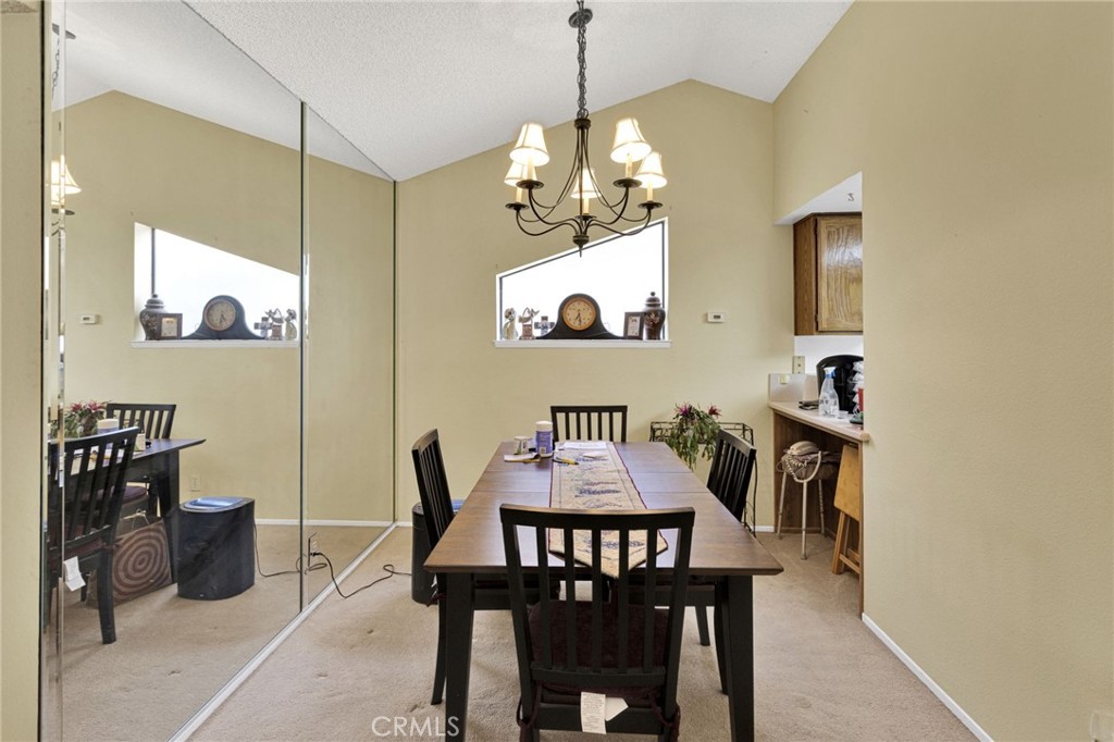 19270 Pine Way Property Photo 6
