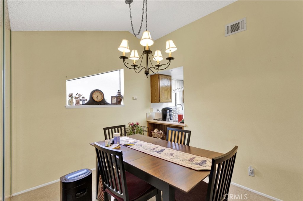 19270 Pine Way Property Photo 7