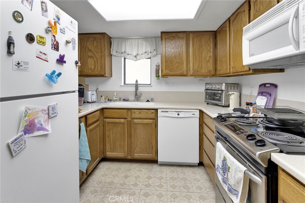 19270 Pine Way Property Photo 12
