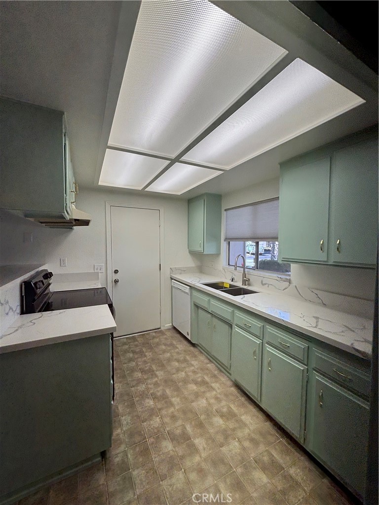 14315 Augusta Drive Property Photo 4