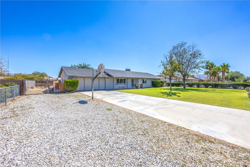 12615 Waynoka Road Property Photo 3