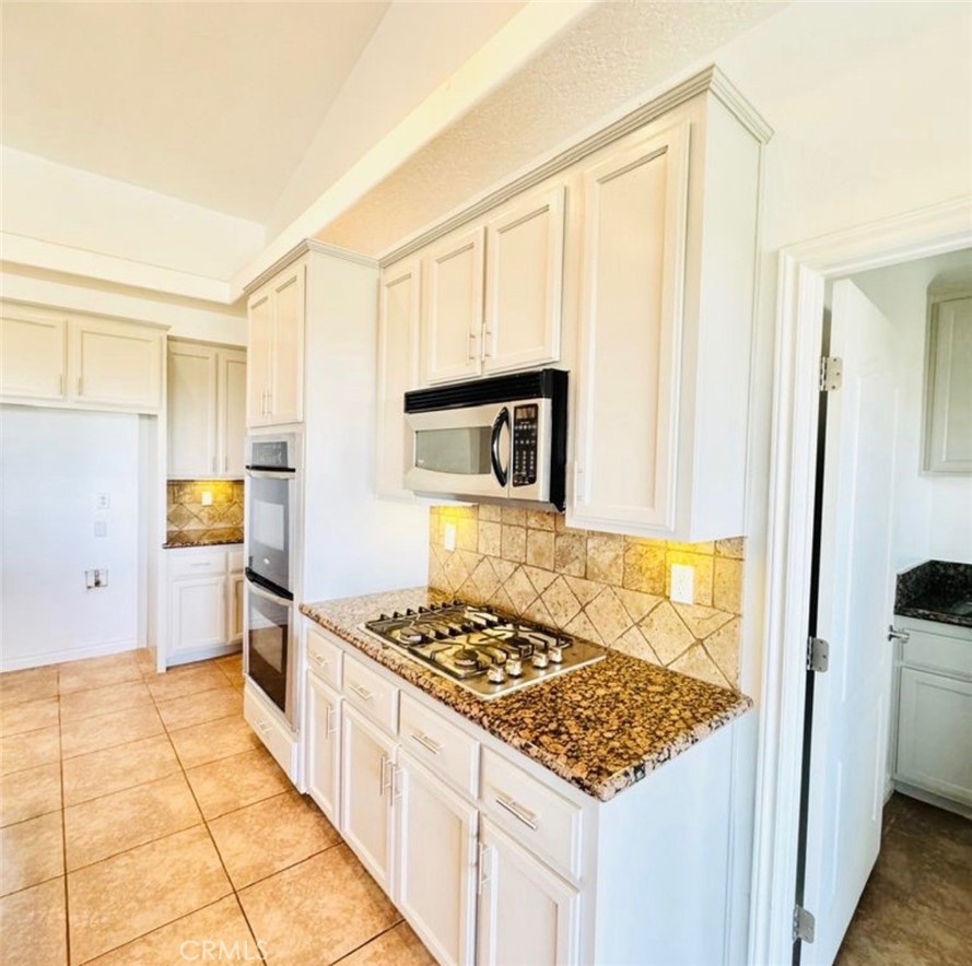 7438 Woodcliff Property Photo 13