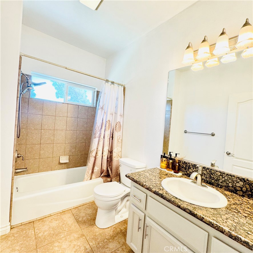 7438 Woodcliff Property Photo 25