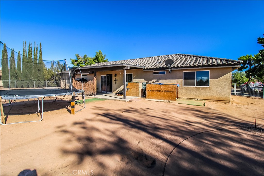 13922 Jicarilla Road Property Photo 8