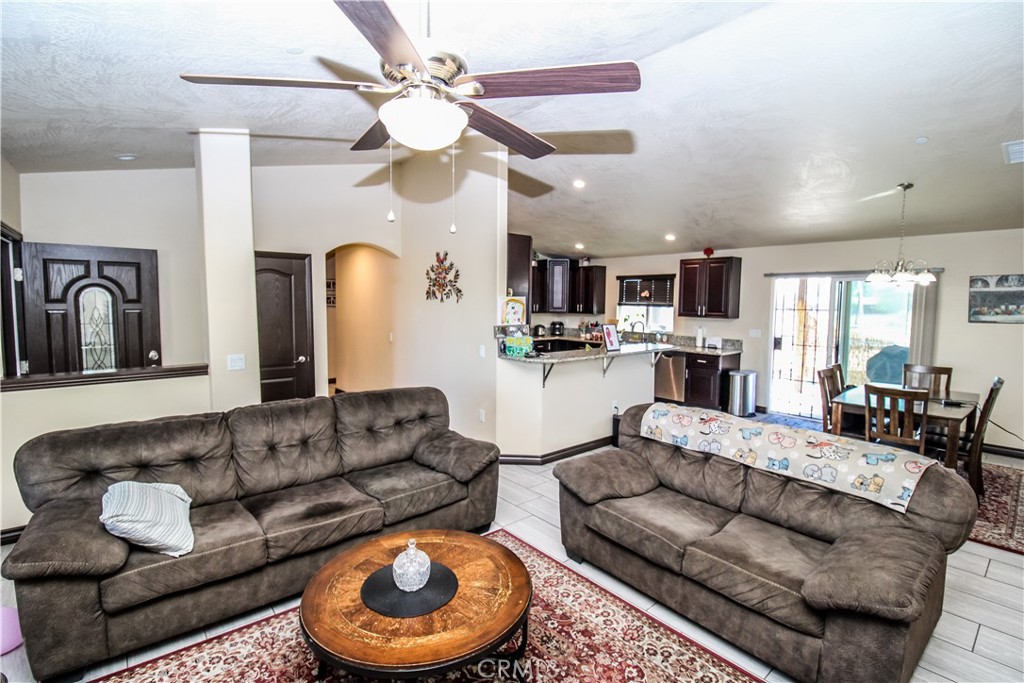 13922 Jicarilla Road Property Photo 14
