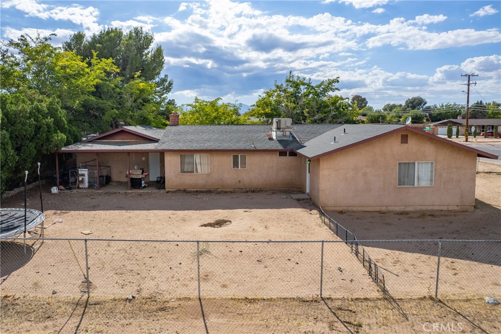 8105 Minstead Property Photo 3