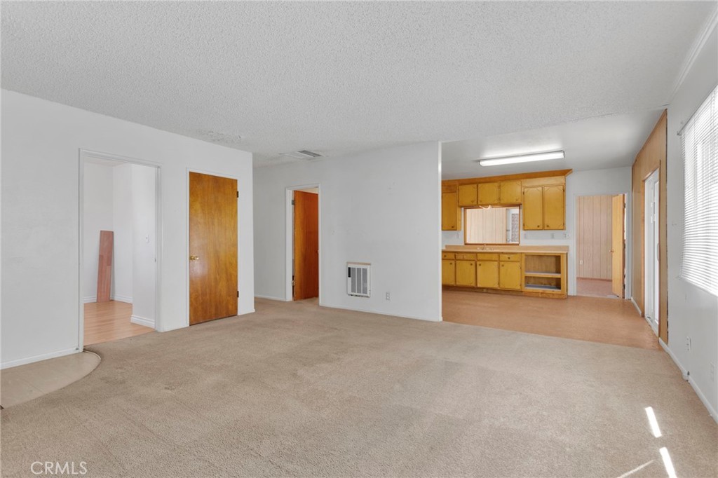 13015 La Habra Property Photo 7