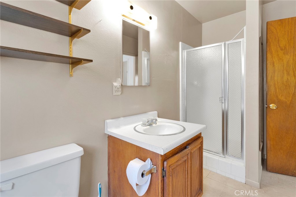 13015 La Habra Property Photo 21