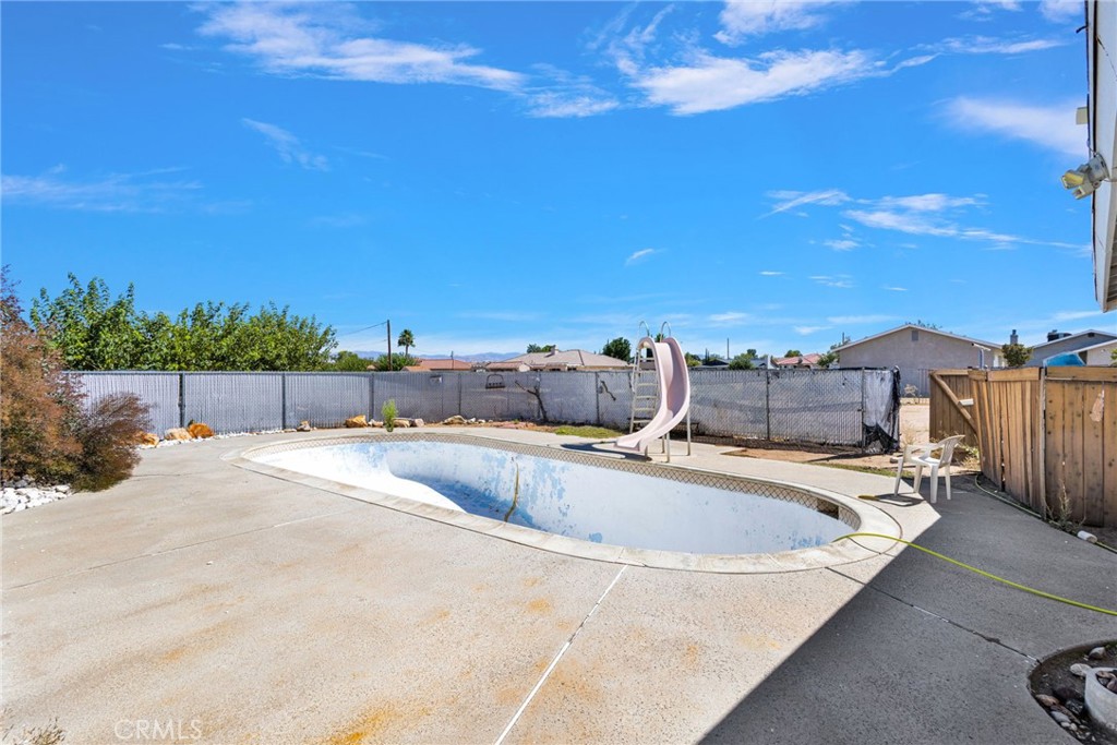 13015 La Habra Property Photo 24