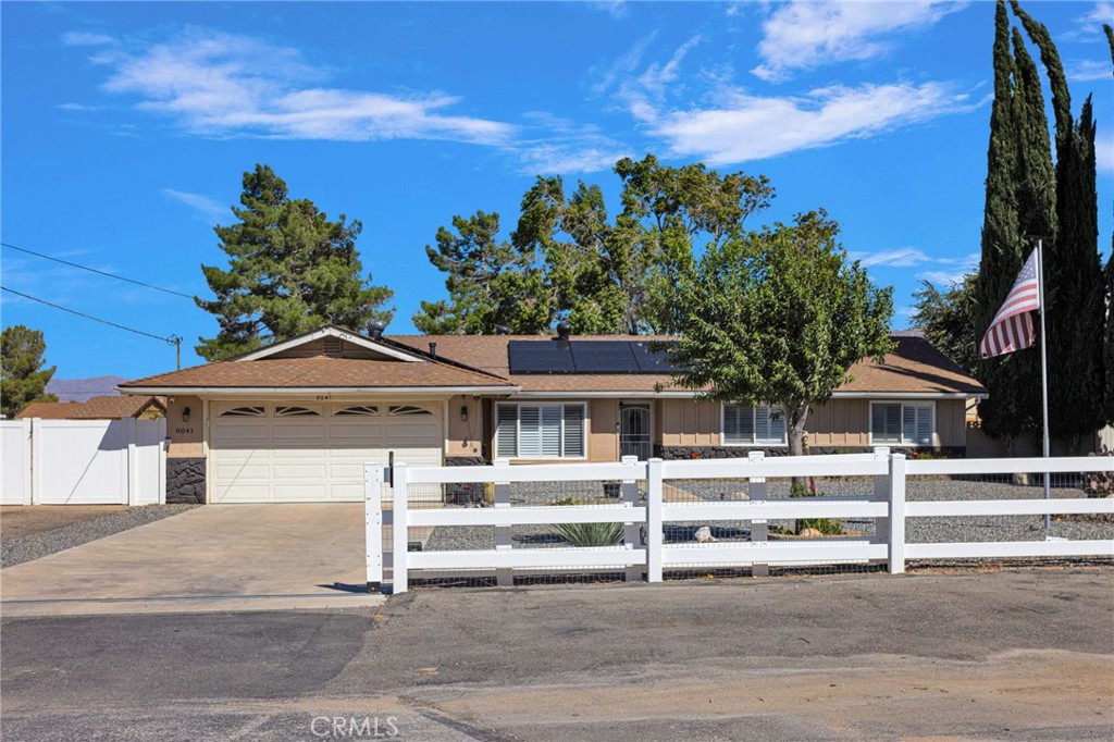 8041 Kingston Property Photo 1