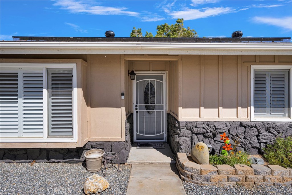 8041 Kingston Property Photo 7