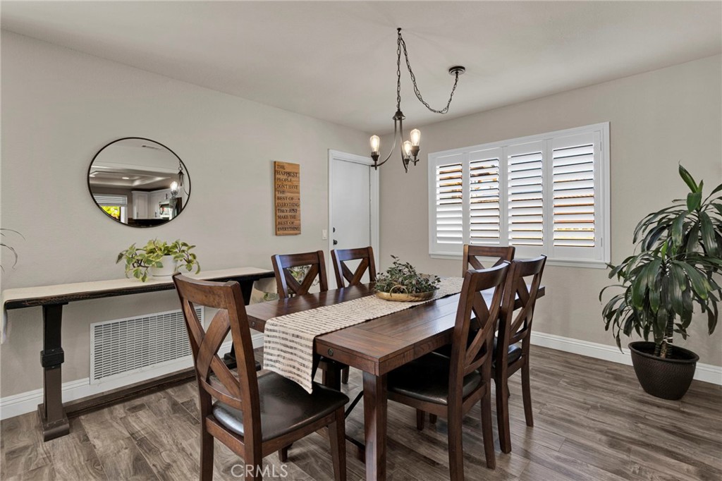 8041 Kingston Property Photo 16