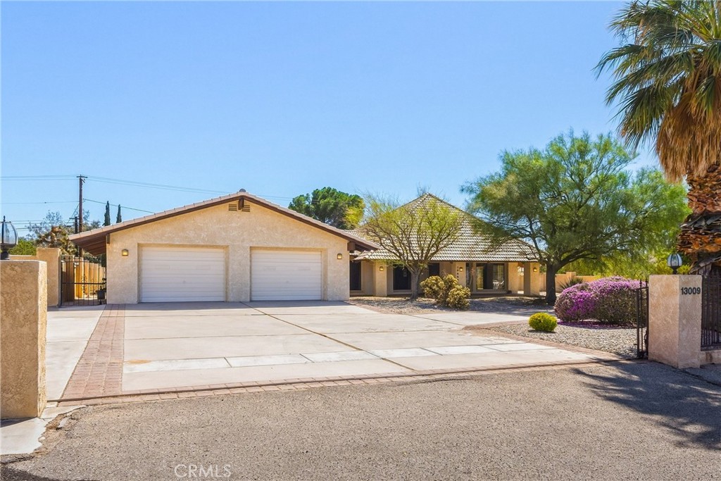 13009 Rincon Property Photo 2