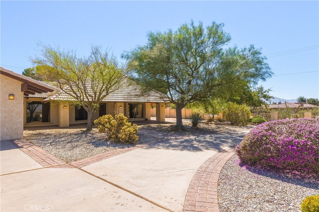 13009 Rincon Property Photo 4