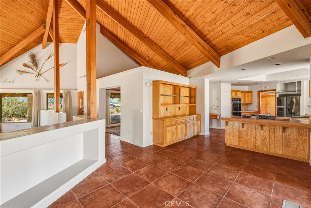13009 Rincon Property Photo 11