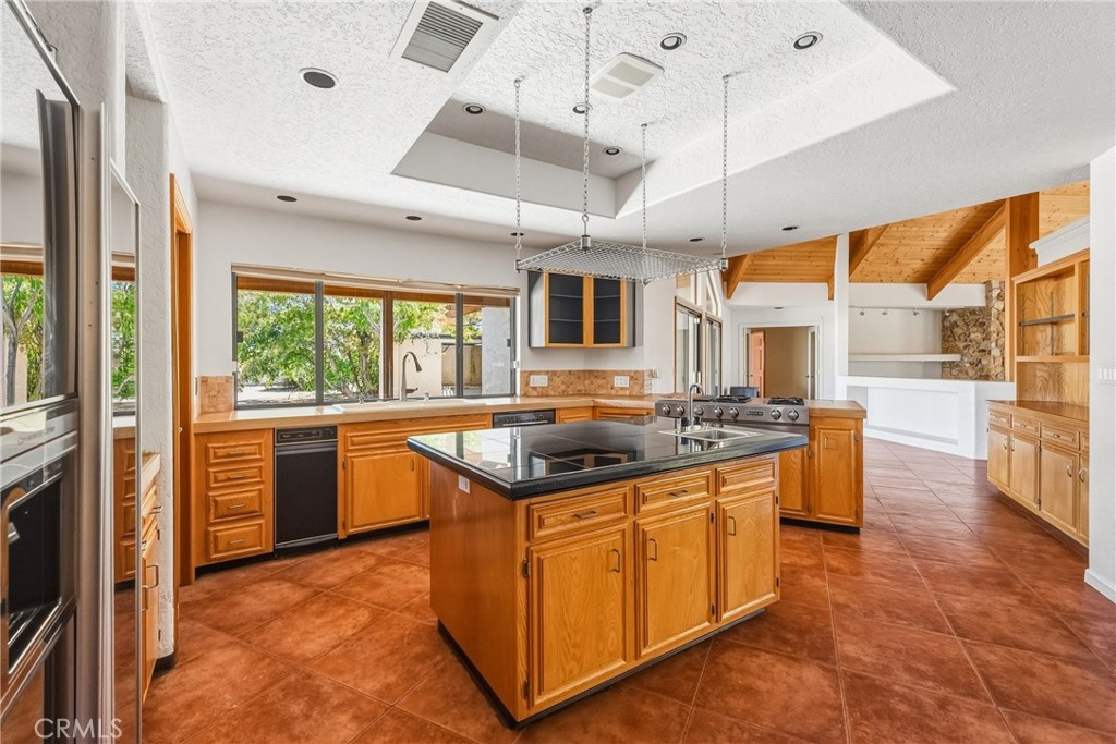 13009 Rincon Property Photo 14