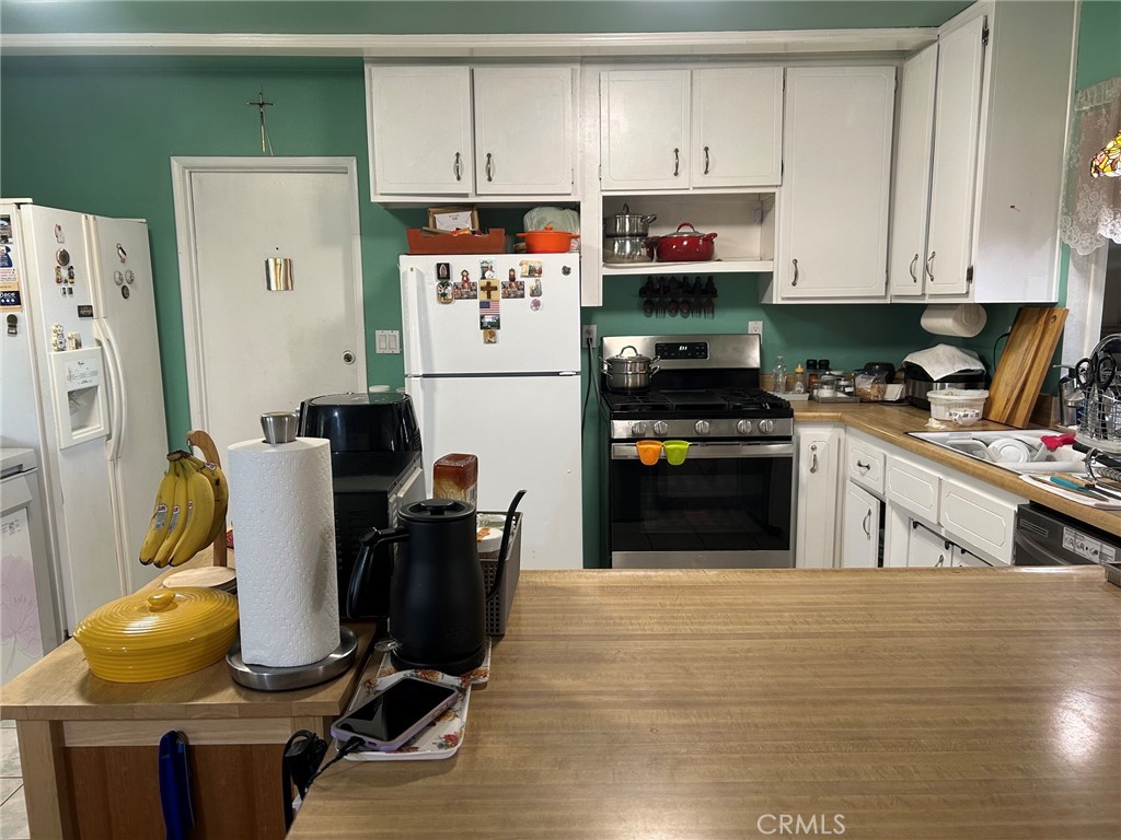 3874 Elsinore Rd Property Photo 13