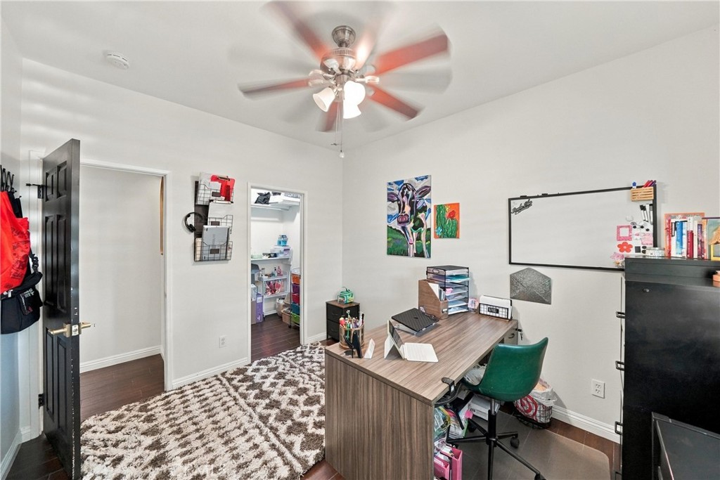 28031 Stonegate Court Property Photo 12