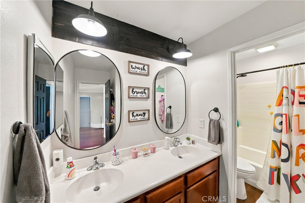 28031 Stonegate Court Property Photo 20