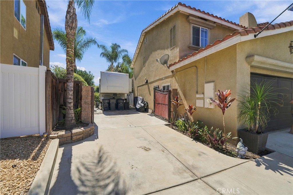 28031 Stonegate Court Property Photo 33