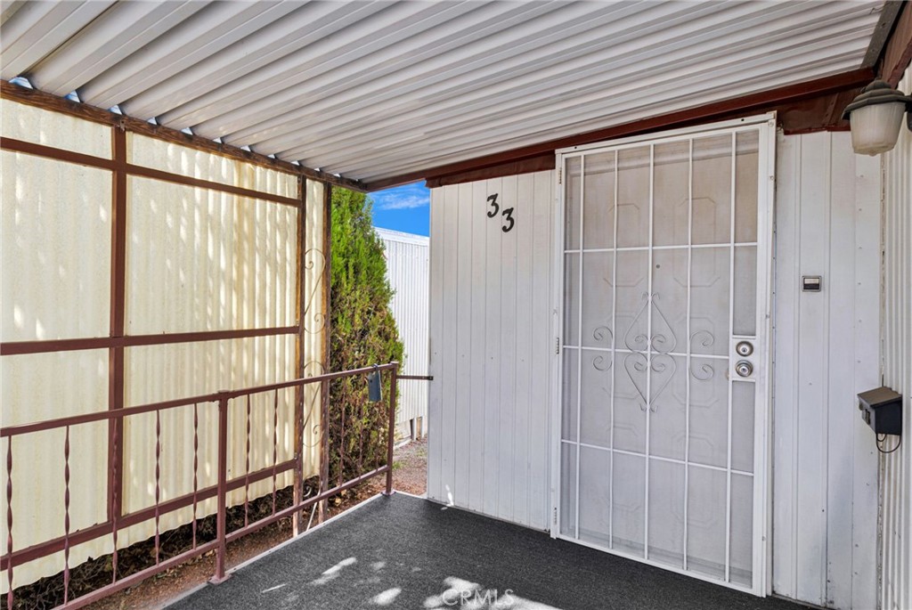 9152 C Avenue 33 Property Photo 5