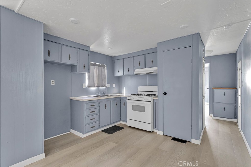 9152 C Avenue 33 Property Photo 6