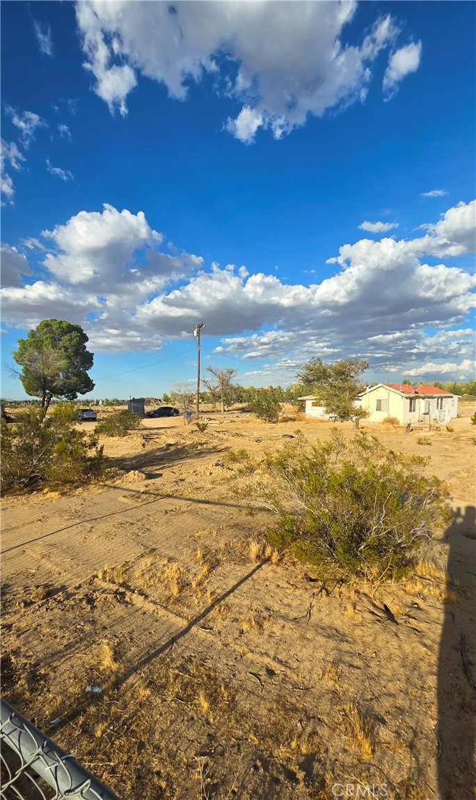 20515 Us Highway 395 Property Photo 3