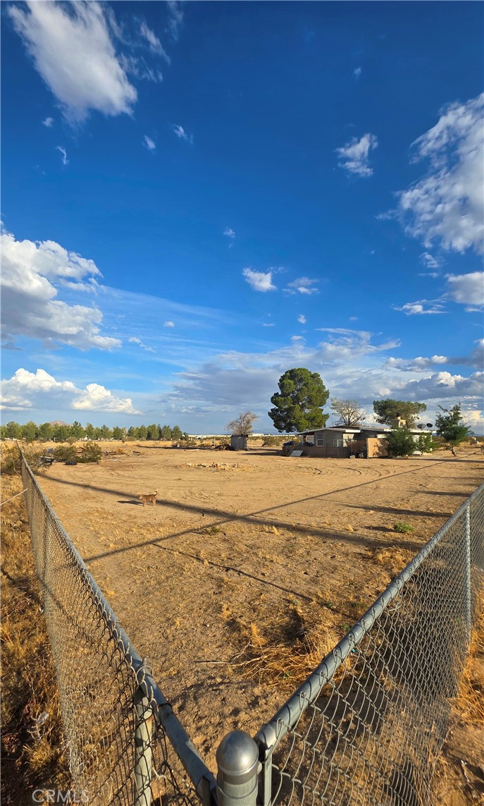 20515 Us Highway 395 Property Photo 4