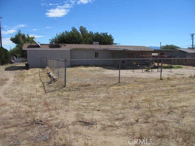 10706 Banning Avenue Property Photo 5