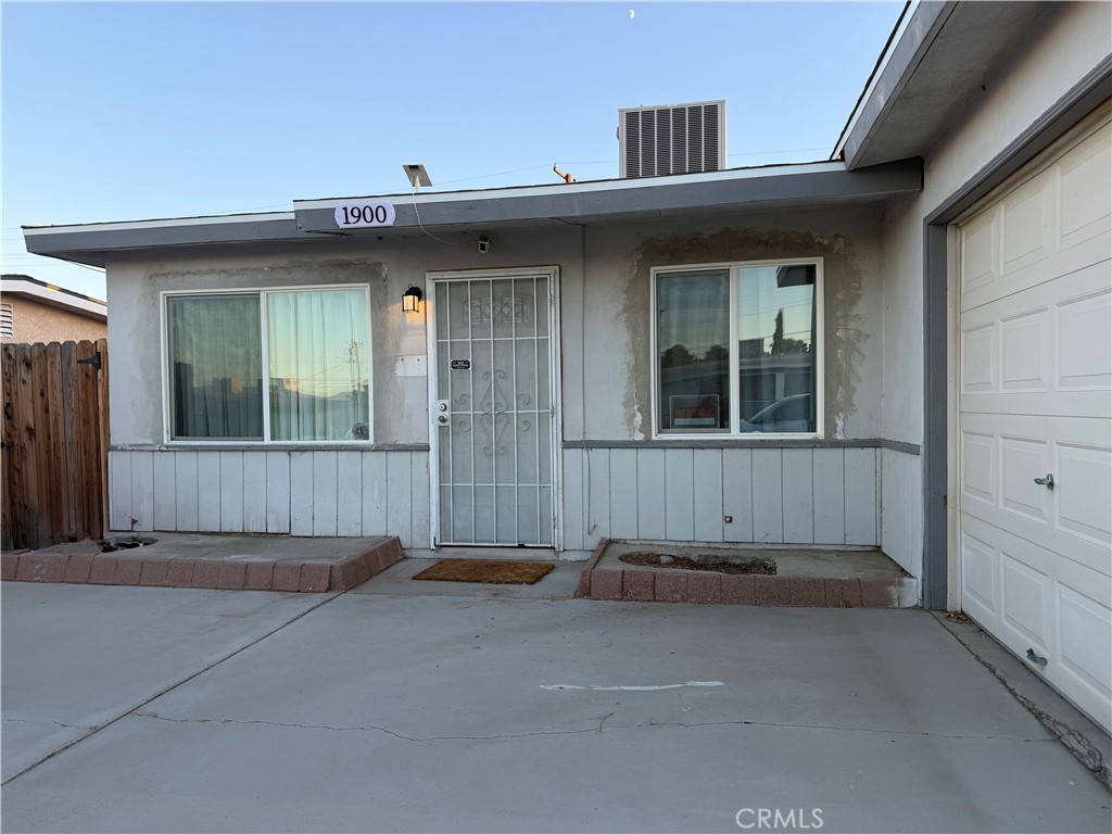 1900 Sunrise Property Photo 15