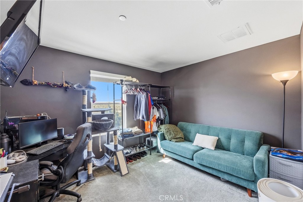 16039 Cordova Property Photo 17