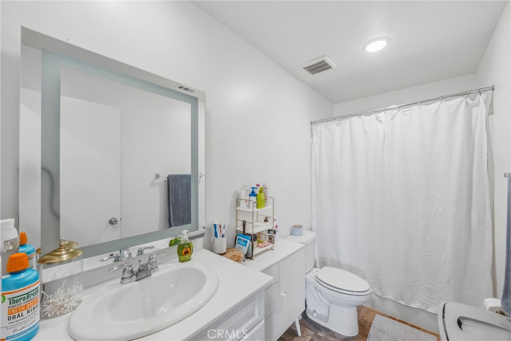16039 Cordova Property Photo 18
