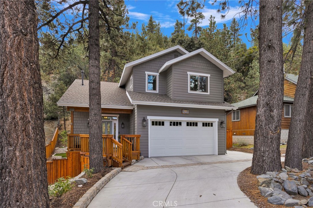 5213 E Canyon Property Photo 8