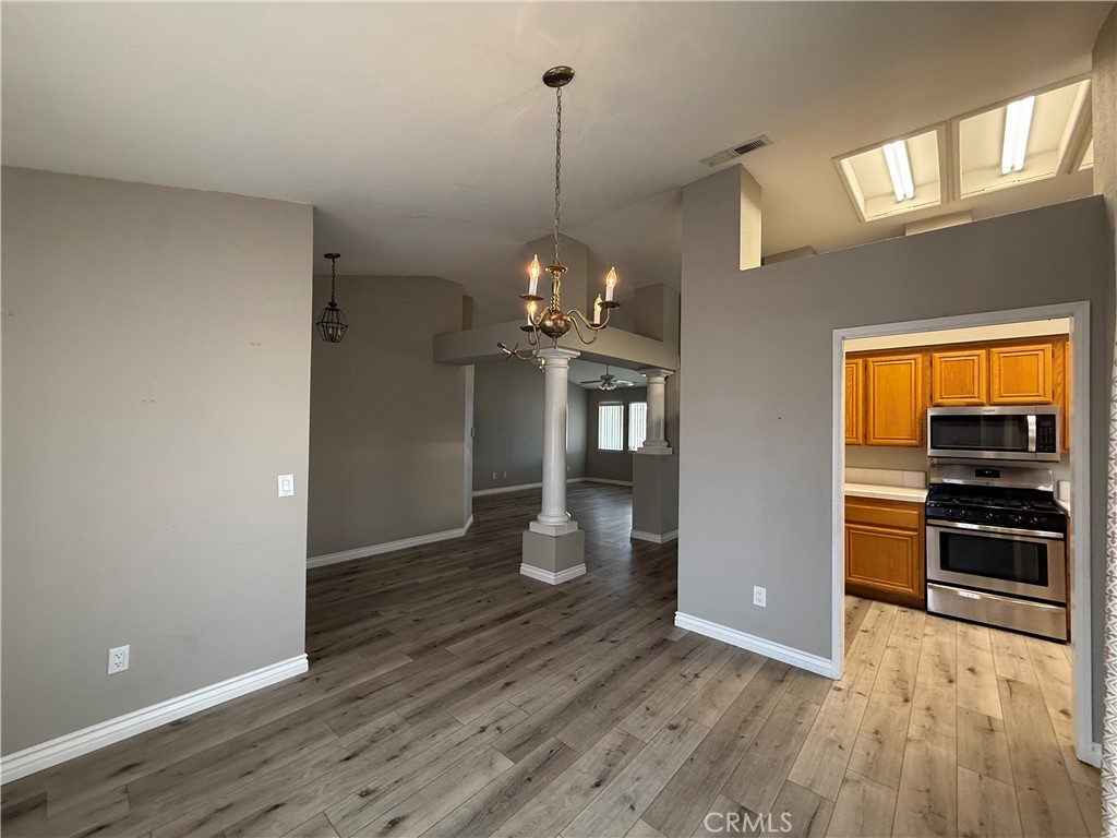 20682 Pahute Road Property Photo 6