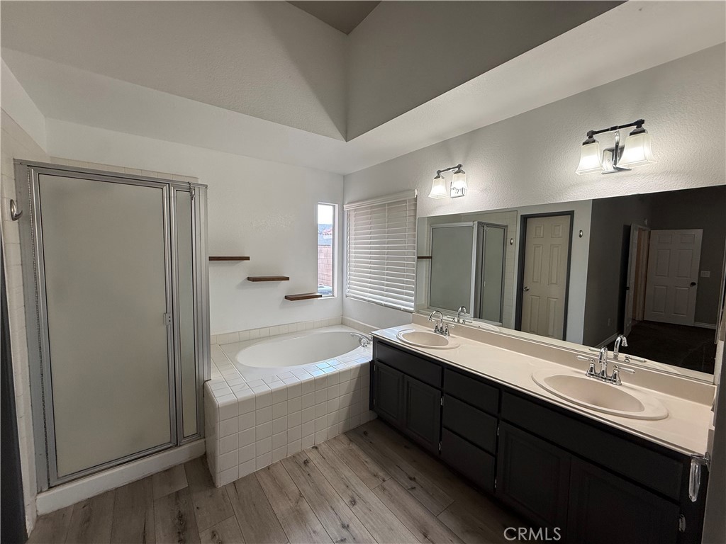 20682 Pahute Road Property Photo 14