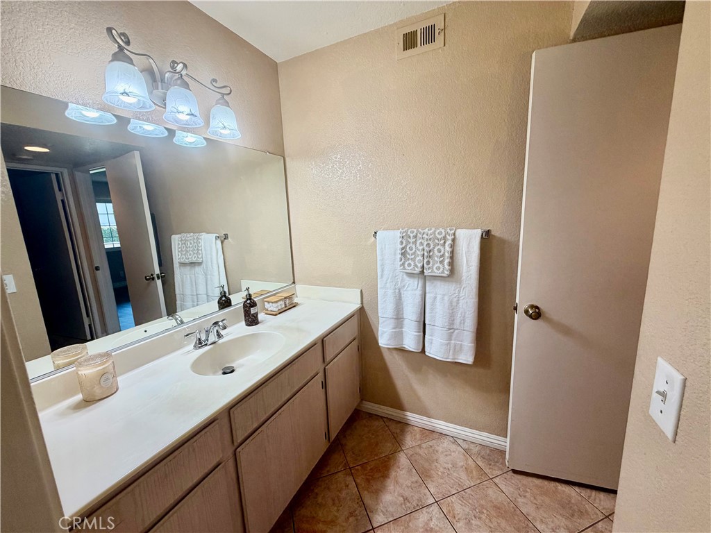 12584 Atwood Court Property Photo 13