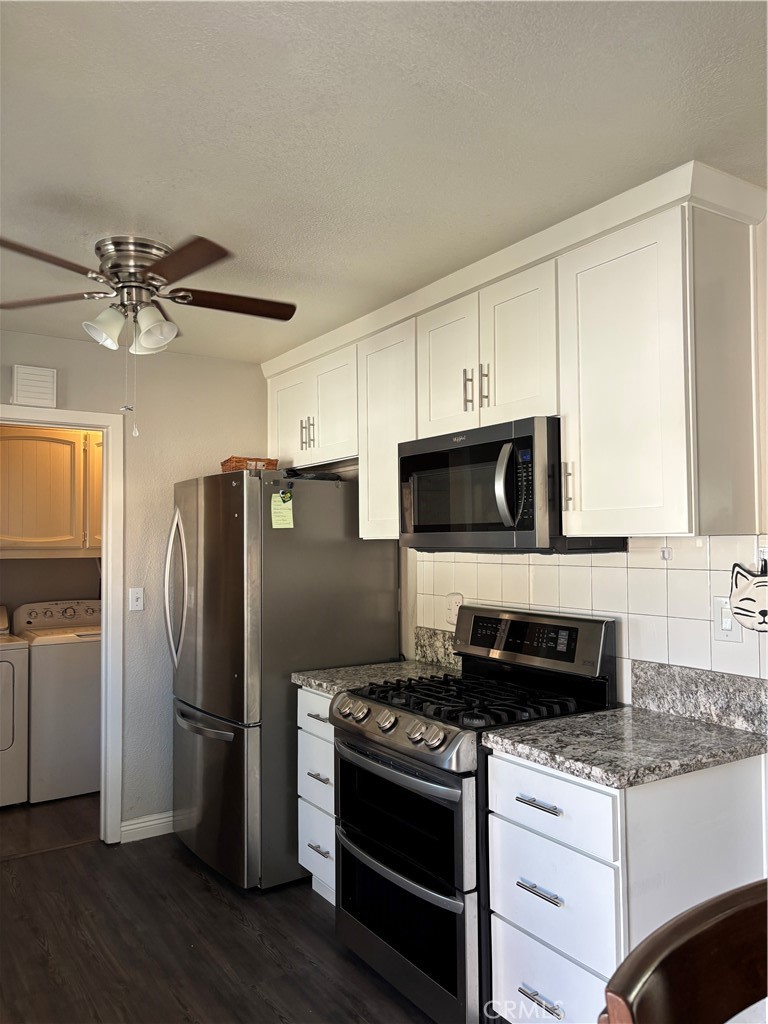 12632 Adrian Property Photo 7