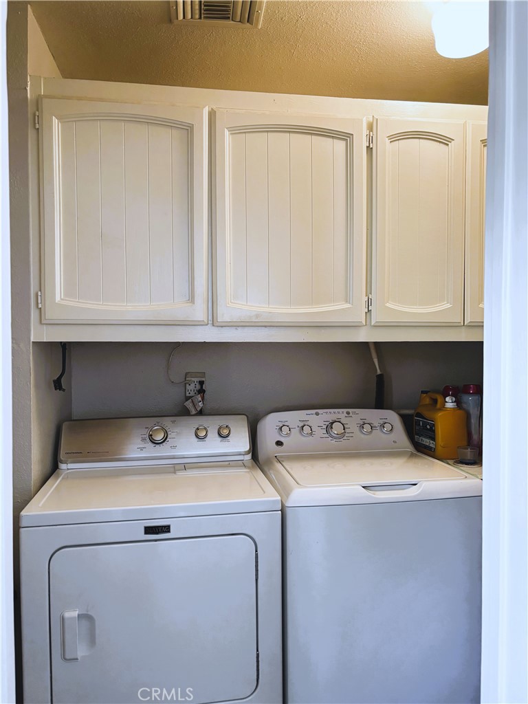 12632 Adrian Property Photo 21
