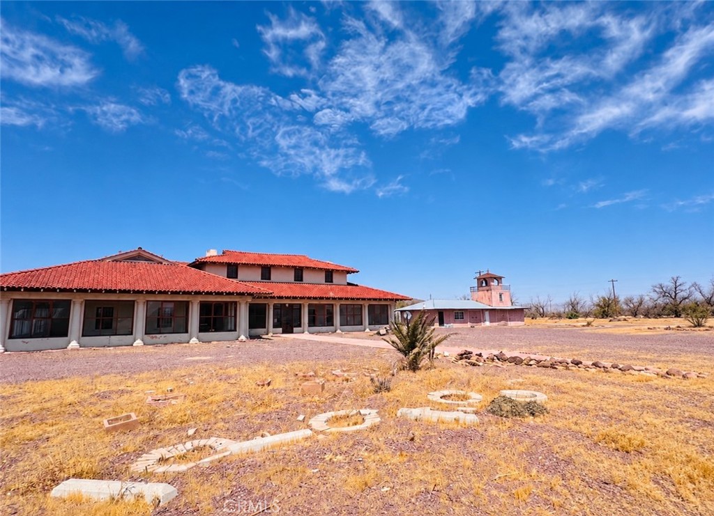 36558 Santa Fe Property Photo 2