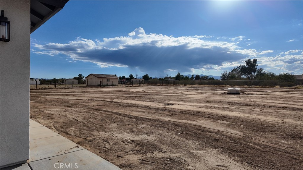 15271 Sycamore St. Property Photo 3