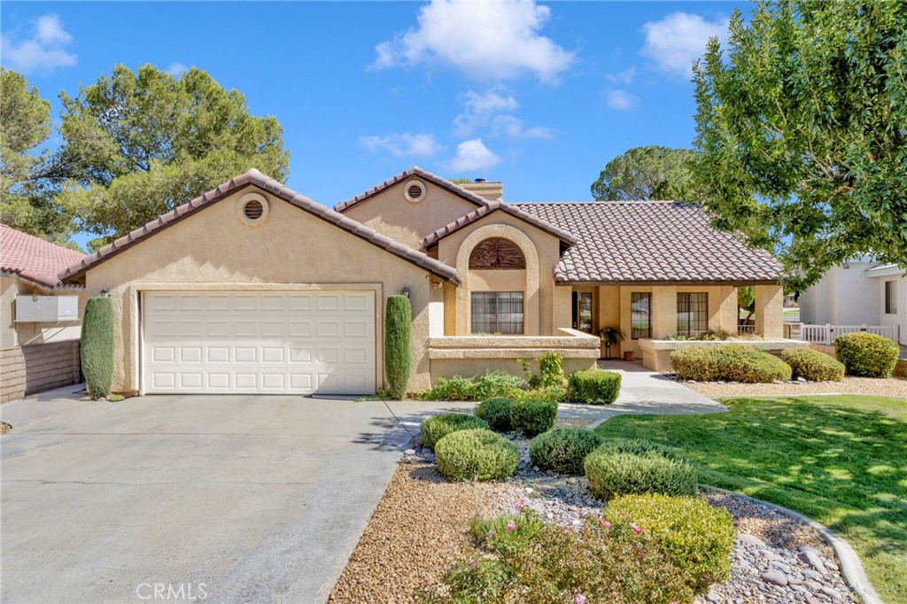 15001 Blue Grass Property Photo 1