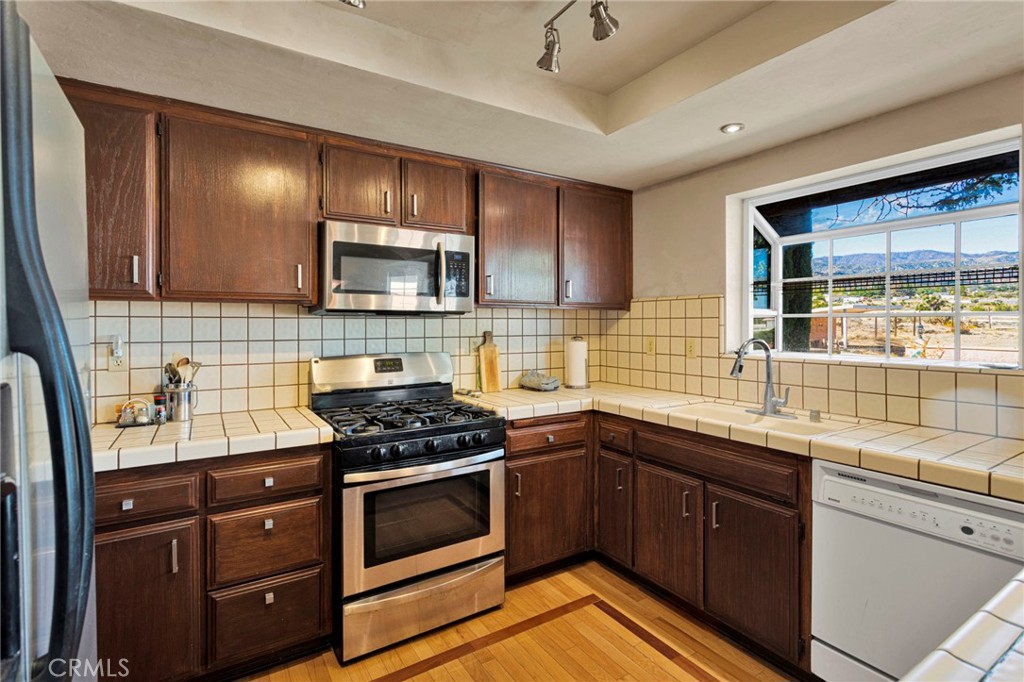 3789 Hollister Property Photo 13