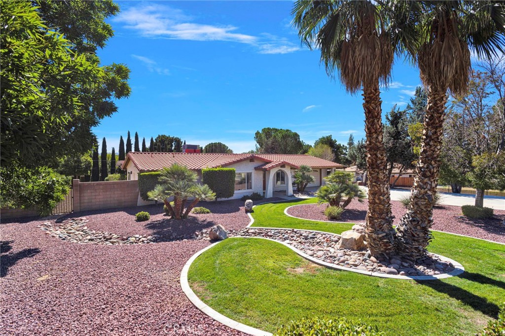 15033 Riverside Way Property Photo 1