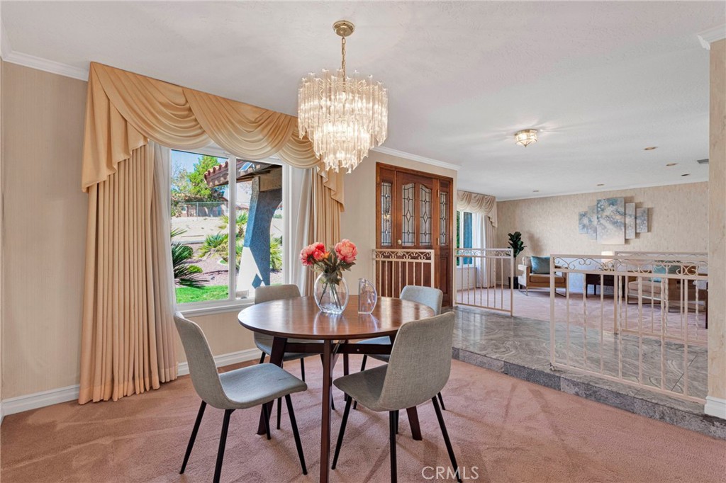 15033 Riverside Way Property Photo 6