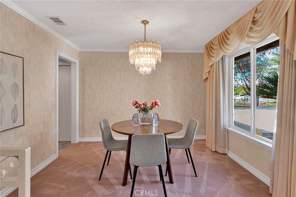 15033 Riverside Way Property Photo 7