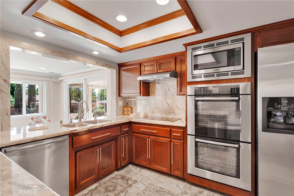 15033 Riverside Way Property Photo 11