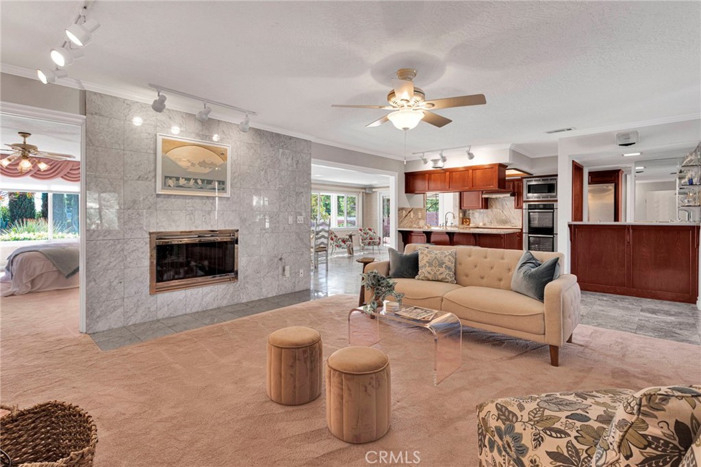 15033 Riverside Way Property Photo 16