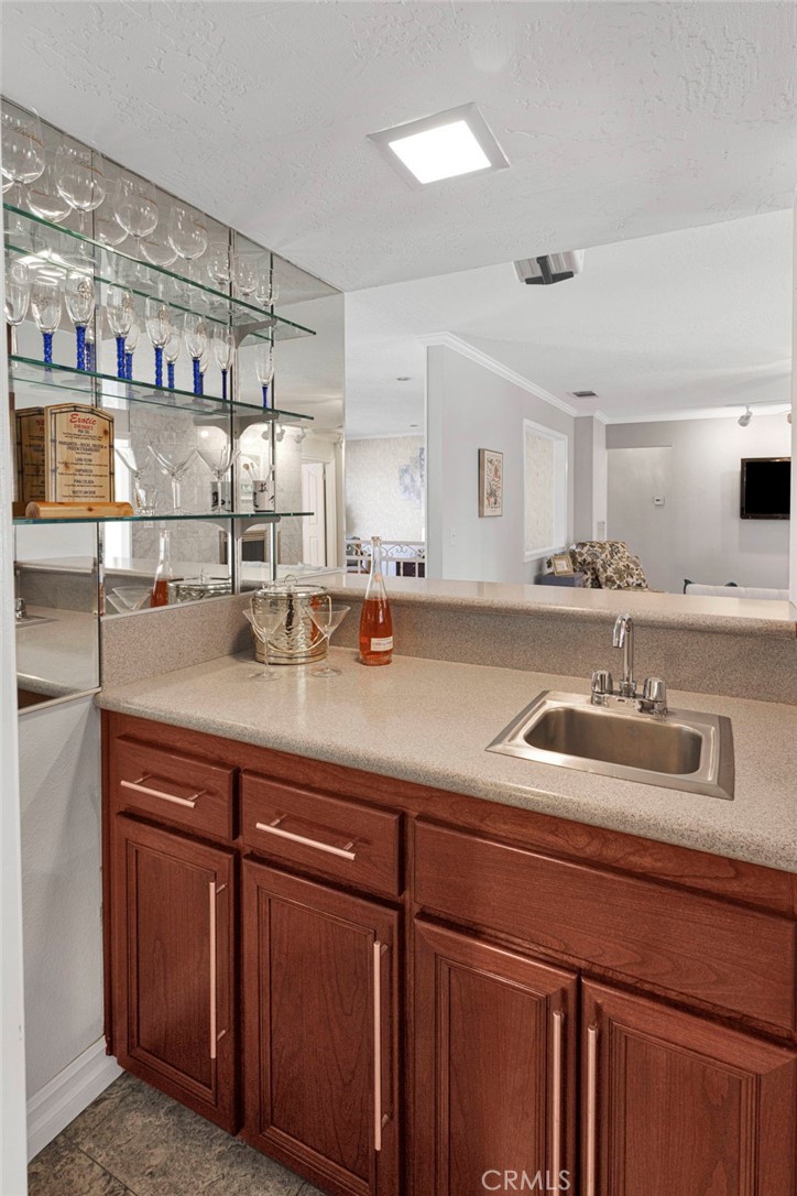 15033 Riverside Way Property Photo 18
