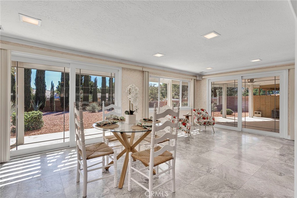 15033 Riverside Way Property Photo 23